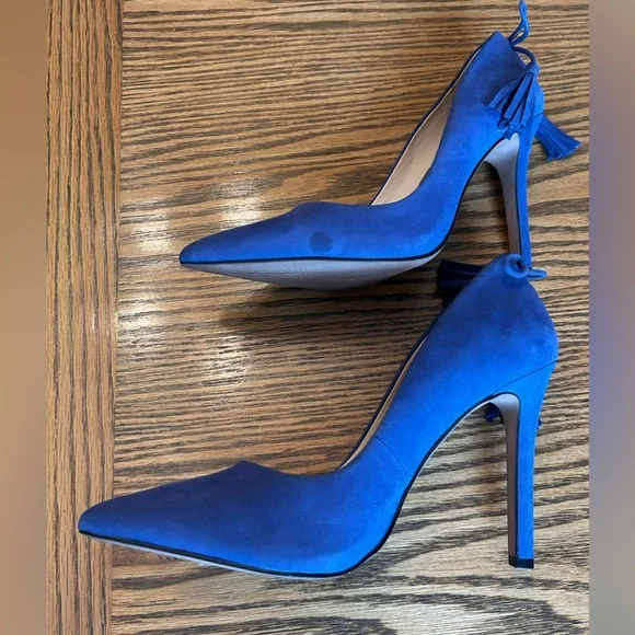 Jessica Simpson Bright Blue/Periwinkle Leather Tassel Bow 4 1/4” Heels Size 8.5 - Picture 5 of 13